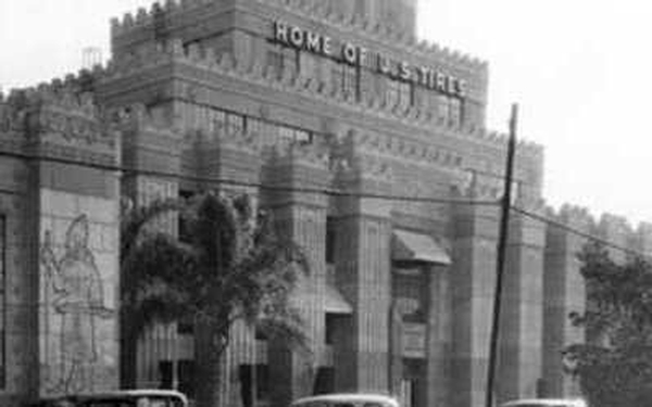 East Side Babylon Crime Bus Tour