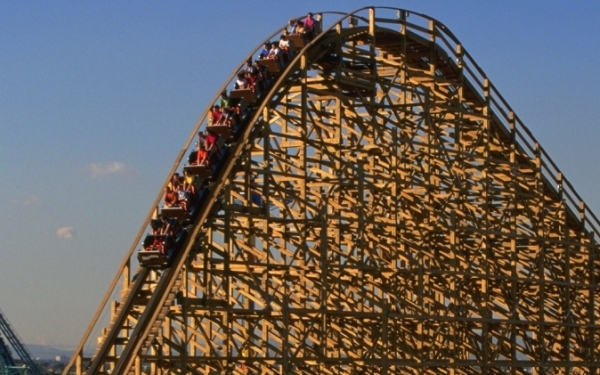 Knott's plans makeover of 17-year-old GhostRider wooden coaster