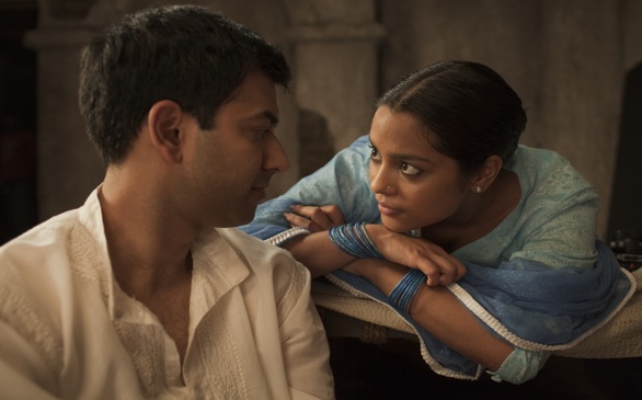 Salman Rushdie Conjures Movie Magic with <i>Midnight’s Children</i>