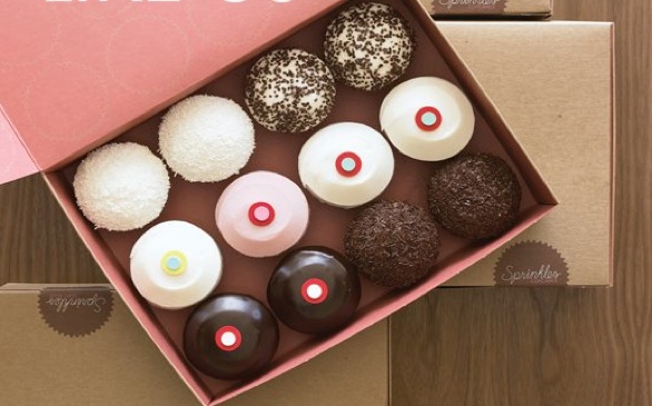 FREE CUPCAKES!!