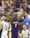 Lakers Will Struggle to Sign Odom, Ariza