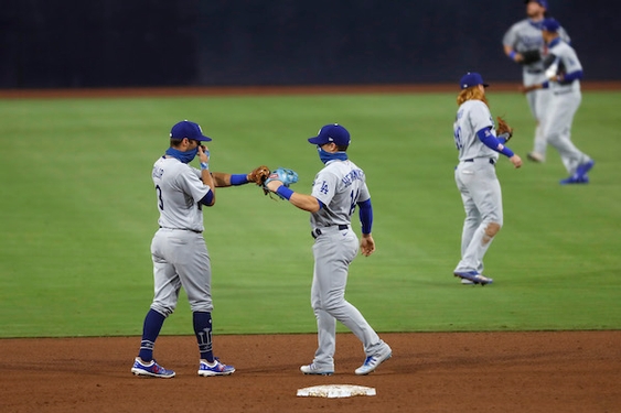 Dodgers overcome sluggish start to come back and beat Padres
