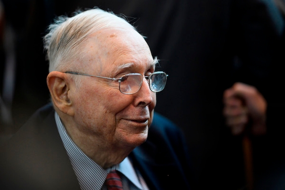 Charlie Munger, Who Helped Buffett Build Berkshire, Dies at 99