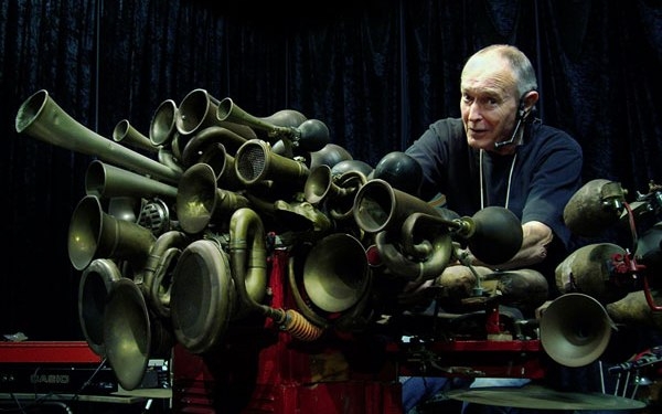 Llyn Foulkes: One Man Band