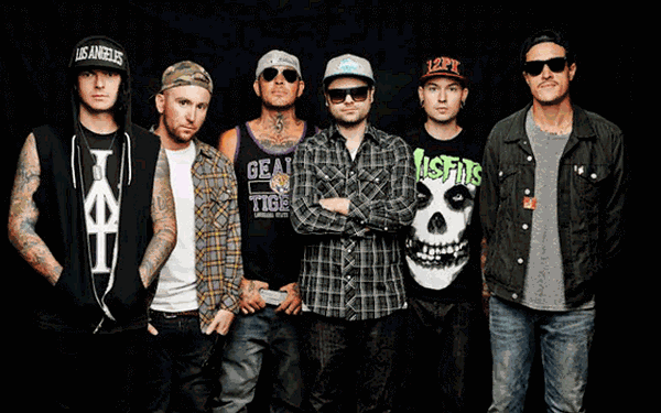 Hollywood Undead