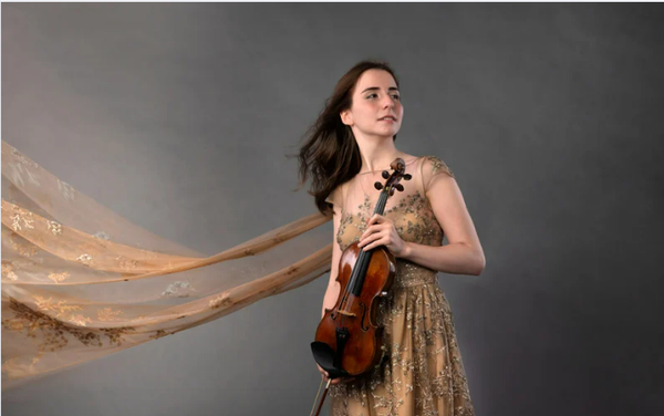Diana Adamyan, violin