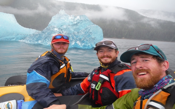 Trio of friends paddle from Alaska to Washington