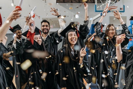 A Checklist for Planning a Graduation Party