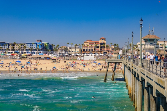 We asked AI to plan a day trip in Huntington Beach. Here’s how it went