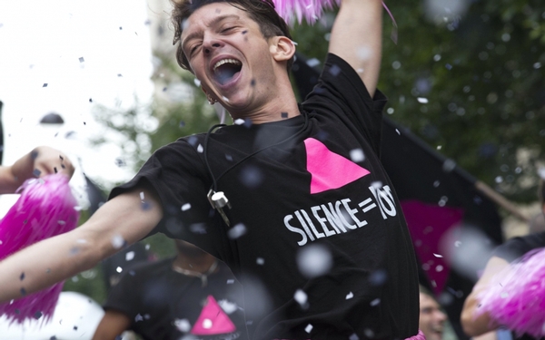 The bracing, passionate French drama ‘BPM (Beats Per Minute)’ salutes early ’90s AIDS activism