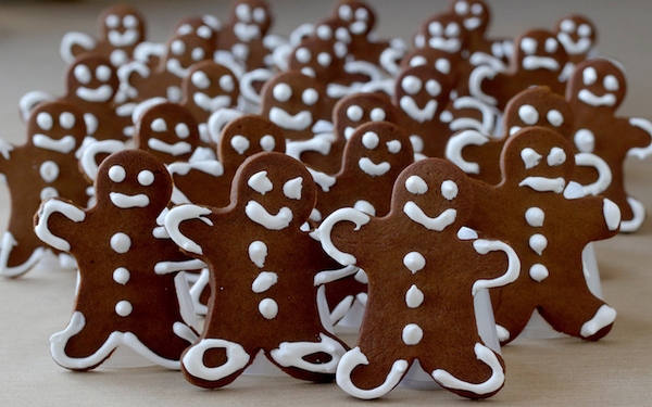 A gift of holiday cookies: 6 recipes
