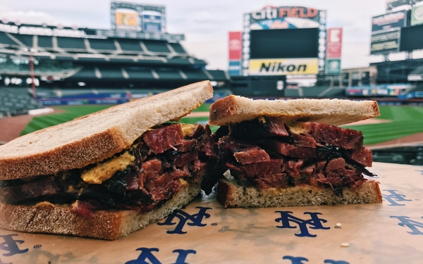 MLB Foodfest Event Opens in Los Angeles this weekend (4/26 thru 4/28) in DTLA!