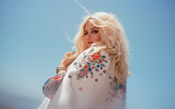 Kesha disperses clouds with her own ‘Rainbow’