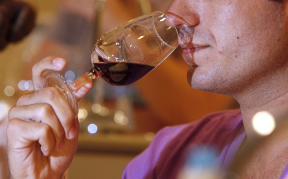New Law Allows California Students to Taste Wine