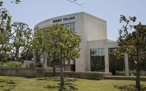 Ex-student of Corinthian Colleges took protest over $130,000 debt to Washington