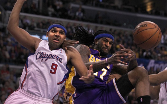 Turnovers, and Not Forcing Them, are Hurting Lakers