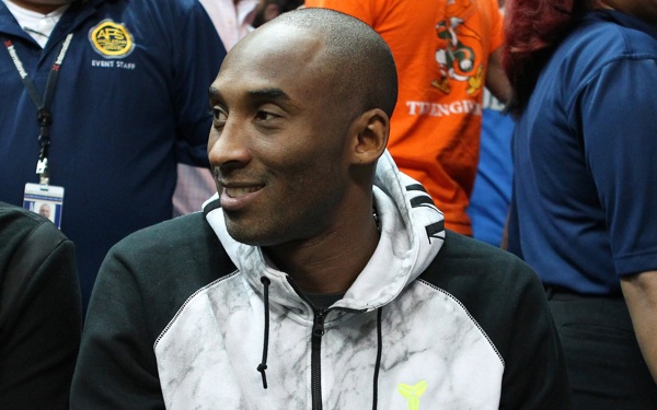 Kobe Bryant's Back on Court for Lakers in Exhibition Opener - Campus Circle