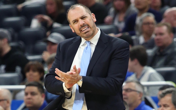 Lakers finalize deal to make Frank Vogel their coach
