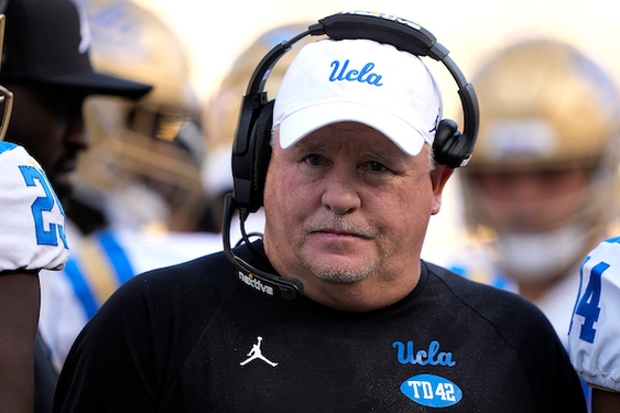 UCLA’s Chip Kelly points to Notre Dame football as an example for realignment